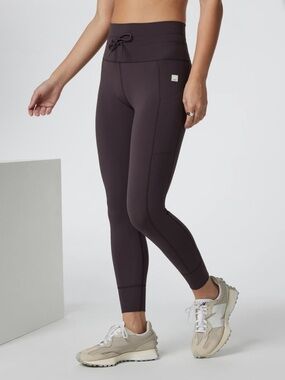 Vuori “Women’s Daily Pocket Leggings-Sangria